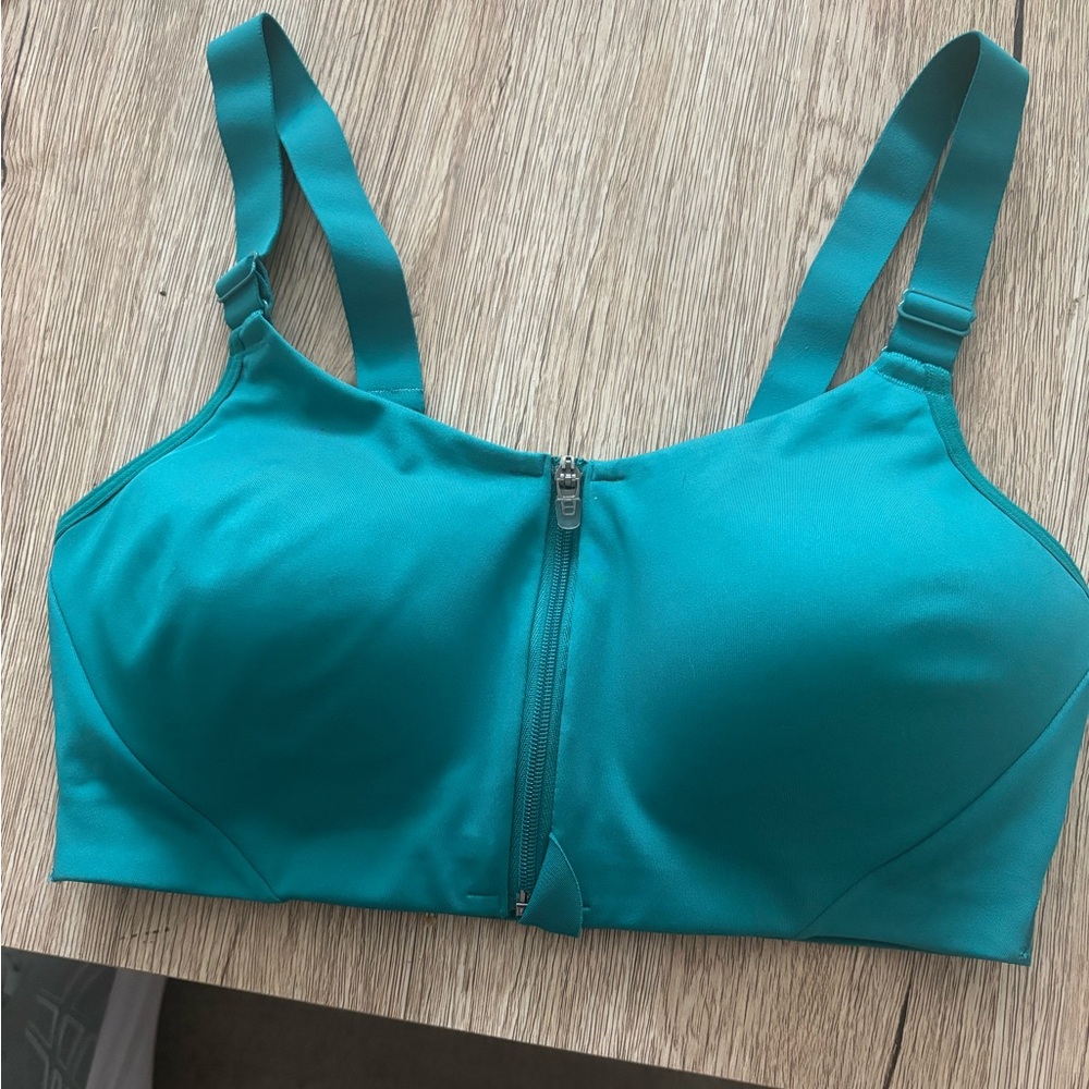 Zipper front sports bra high support 34c